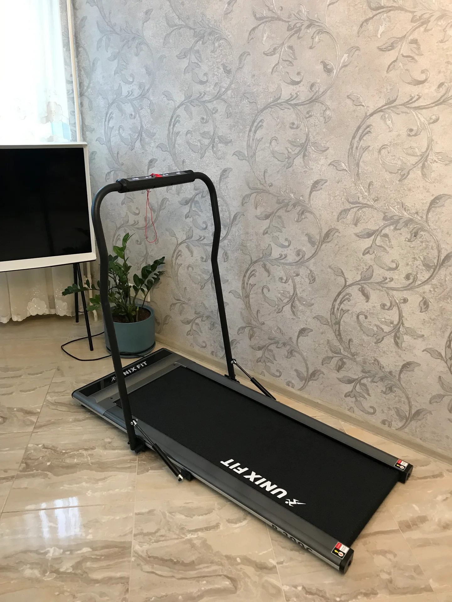 Беговая дорожка UNIXFIT R-300C